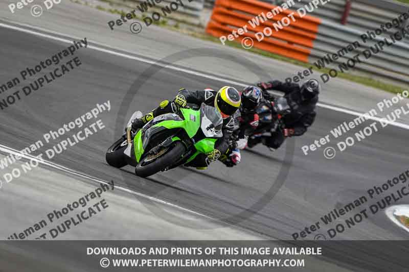 cadwell no limits trackday;cadwell park;cadwell park photographs;cadwell trackday photographs;enduro digital images;event digital images;eventdigitalimages;navarra;no limits trackdays;peter wileman photography;racing digital images;trackday digital images;trackday photos